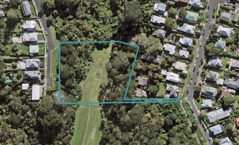 30 Huka Road, Birkenhead, Auckland - Carousel 1