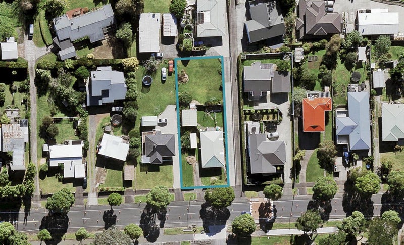 72 Terry Street, Blockhouse Bay, Auckland - Carousel 1