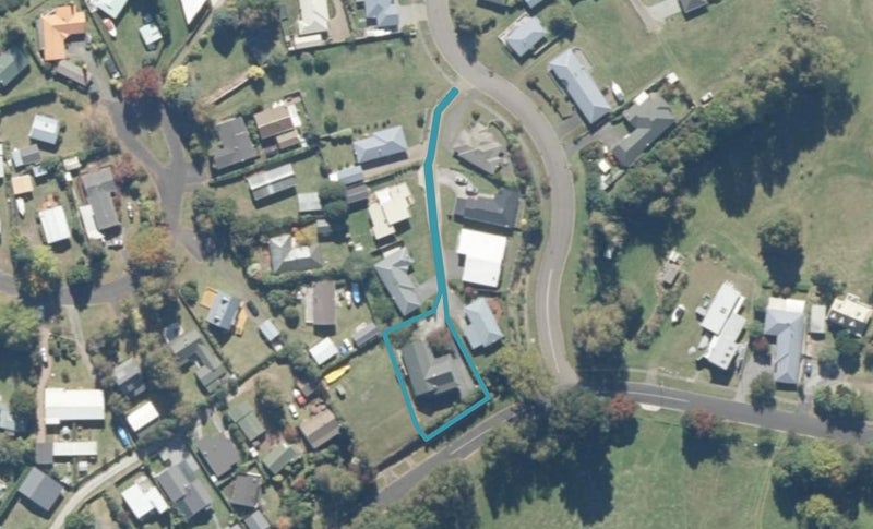 5 Lakemere Way, Taupo - Carousel 1