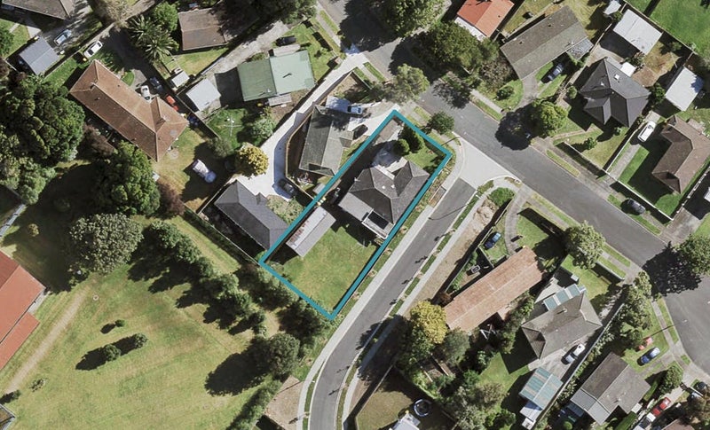 17 Leaver Place, Weymouth, Auckland - Carousel 1