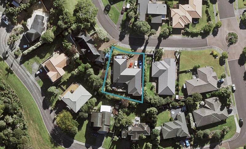 6 Burnside Court, Rosedale, Auckland - Carousel 1