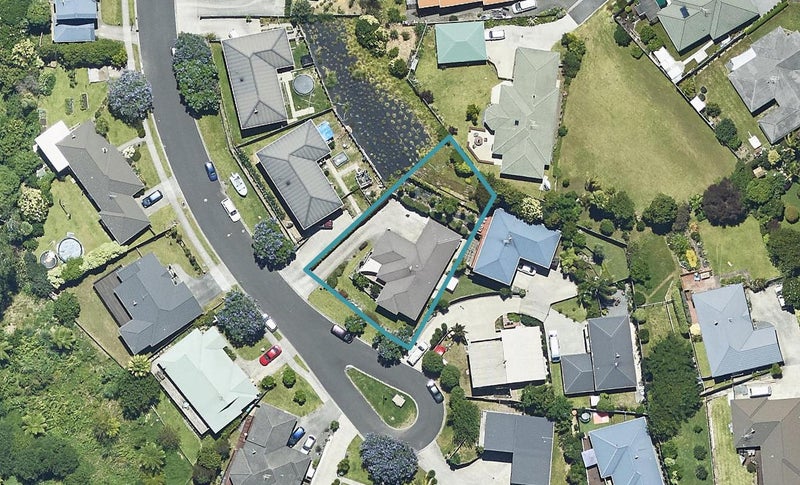 21 Eclipse Terrace, Welcome Bay, Tauranga - Carousel 1