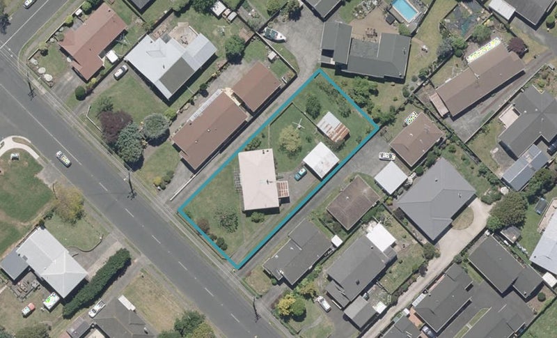 16 Springvale Road, Springvale, Whanganui - Carousel 1
