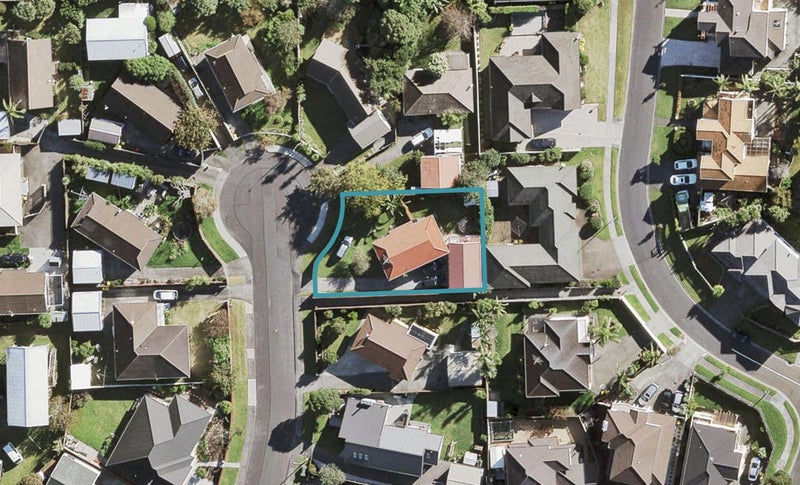 25 Glenhaven Place, Te Atatu Peninsula, Auckland - Carousel 1