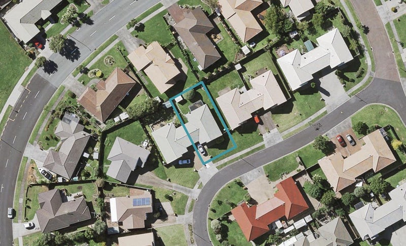 11 Fernbrook Close, Burswood, Auckland - Carousel 1