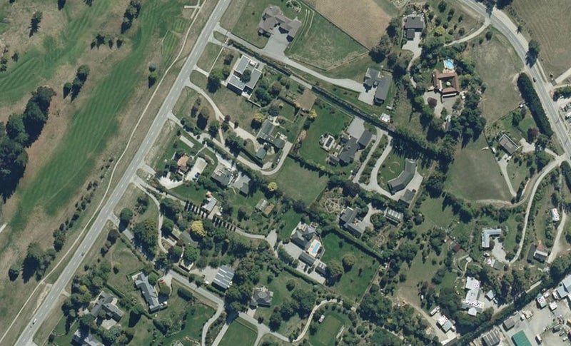 84 Golf Course Road, Wānaka - Carousel 1