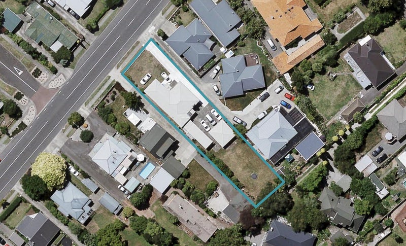 1011 Caroline Road, Mayfair, Hastings - Carousel 1