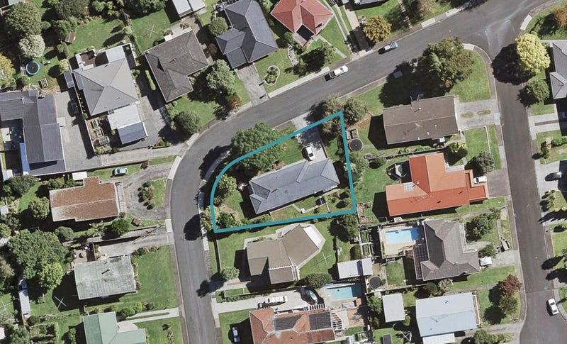 18 Fairview Avenue, Opaheke, Papakura - Carousel 1