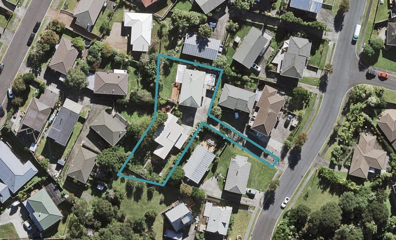 2/23 Witheford Drive, Bayview, Auckland - Carousel 1