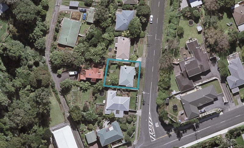 42 Govett Avenue, Frankleigh Park, New Plymouth - Carousel 1