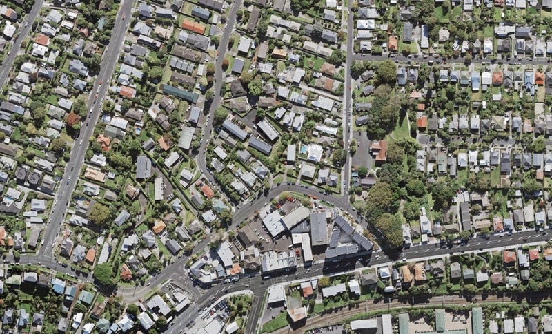 4/7 Western Springs Road, Western Springs, Auckland - Carousel 1