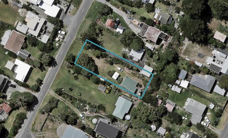 18 Rodney Avenue, Te Horo Beach - Carousel 1
