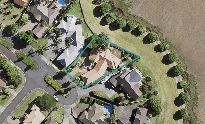 88 Rushgreen Avenue, Pahurehure, Papakura - Carousel 1