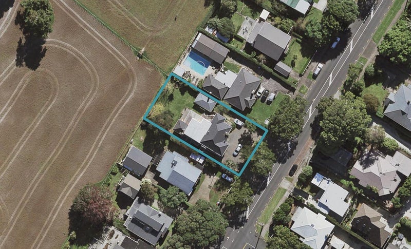 120 Campbell Road, One Tree Hill, Auckland - Carousel 1