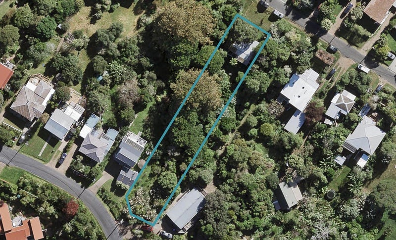 13 Ridge Road, Oneroa, Waiheke Island - Carousel 1