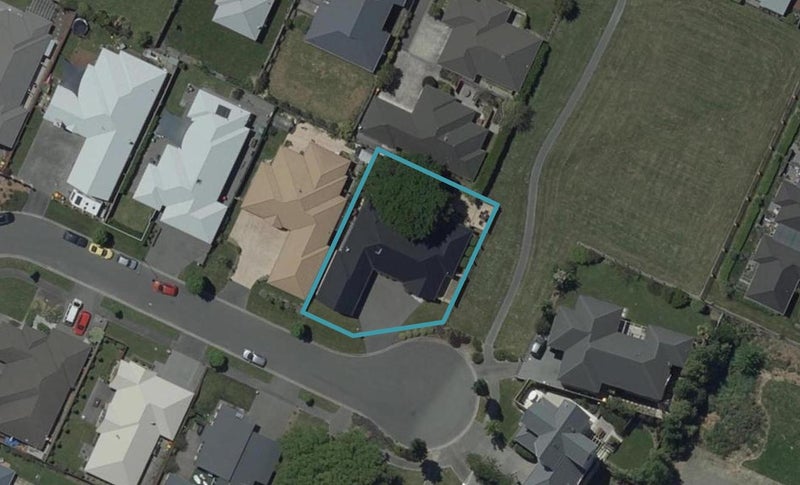 25 Cunneen Place, Aidanfield, Christchurch - Carousel 1