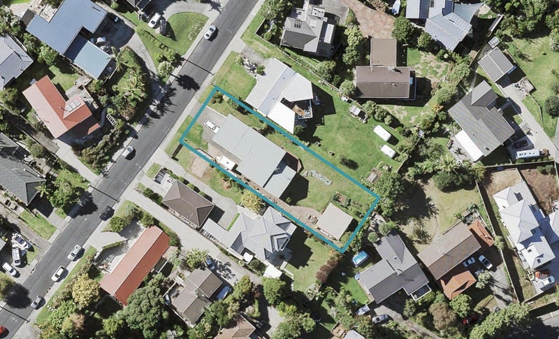 36 Alexander Street, Cockle Bay, Auckland - Carousel 1
