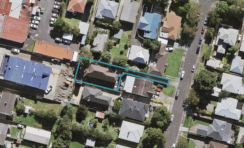 1A Rosedale Avenue, Mount Eden, Auckland - Carousel 1