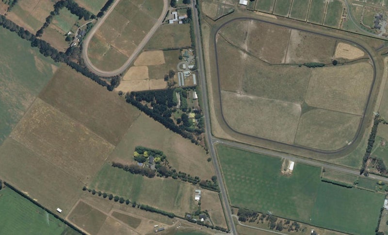 176 Birchs Road, Christchurch - Carousel 1