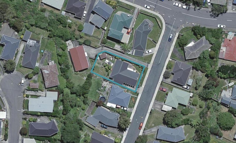 49 Catherine Crescent, Paparangi, Wellington - Carousel 1