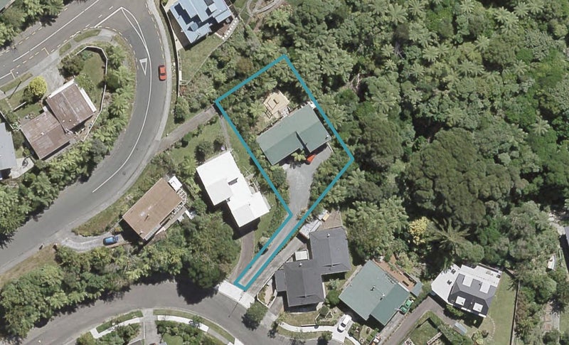 1A Jacaranda Grove, Maungaraki, Lower Hutt - Carousel 1