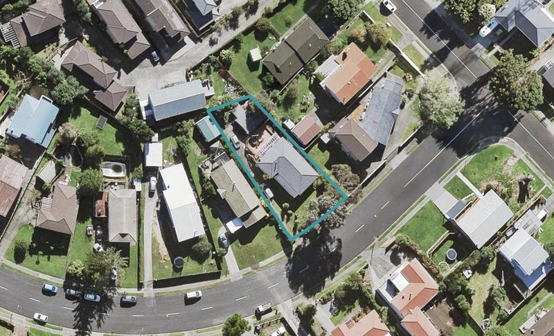 34 Athenic Avenue, Lynfield, Auckland - Carousel 1