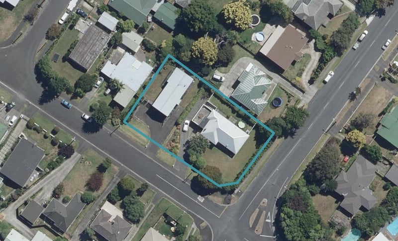 20A Mitcham Avenue, Forest Lake, Hamilton - Carousel 1