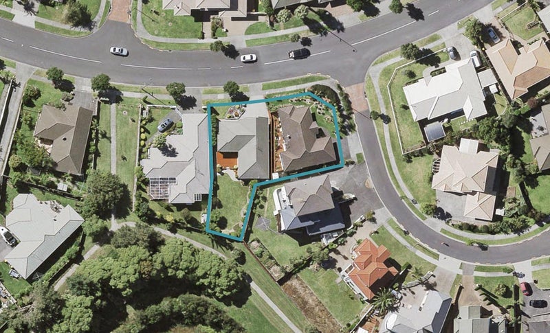 1/84 Westerham Drive, Dannemora, Auckland - Carousel 1