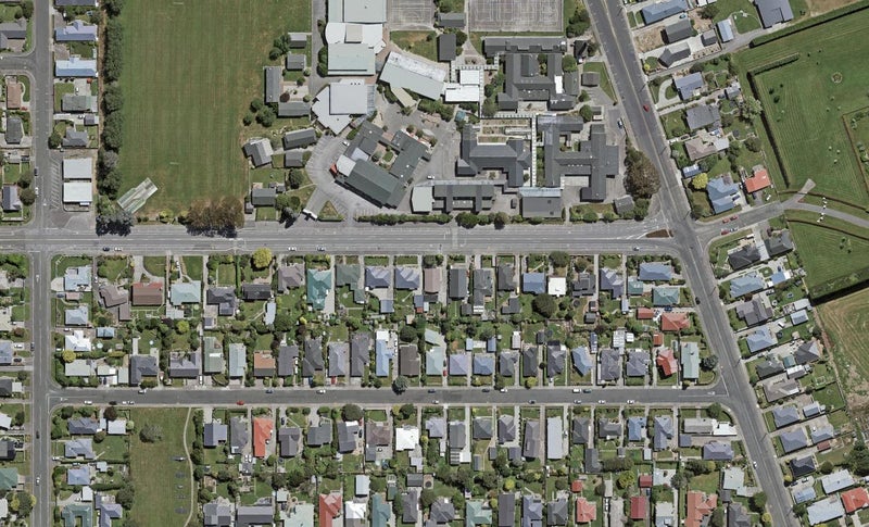 305 Layard Street, Waverley, Invercargill - Carousel 1