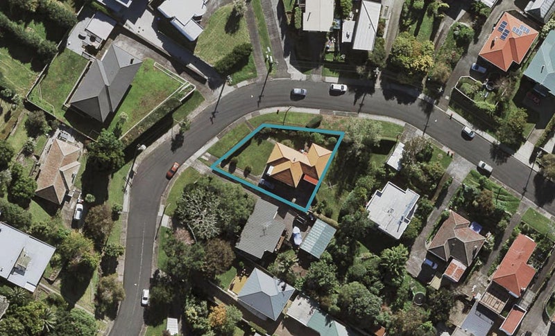 67 Ngatiawa Street, One Tree Hill, Auckland - Carousel 1