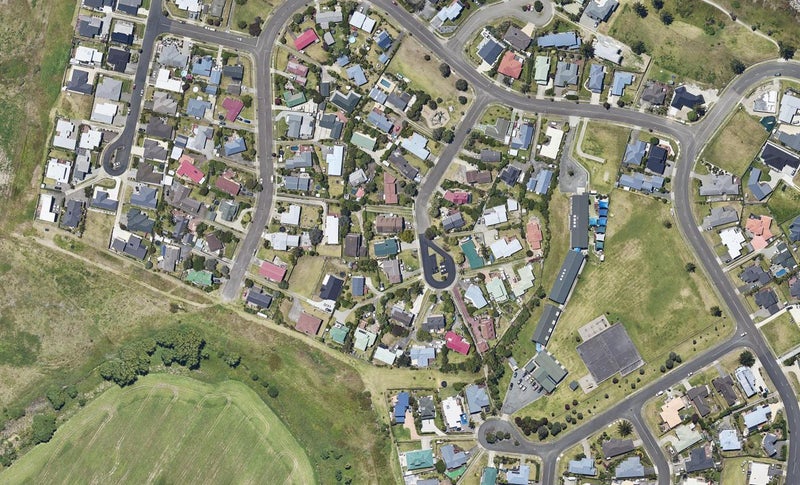 22 The Glebe, Coastlands, Whakatane - Carousel 1