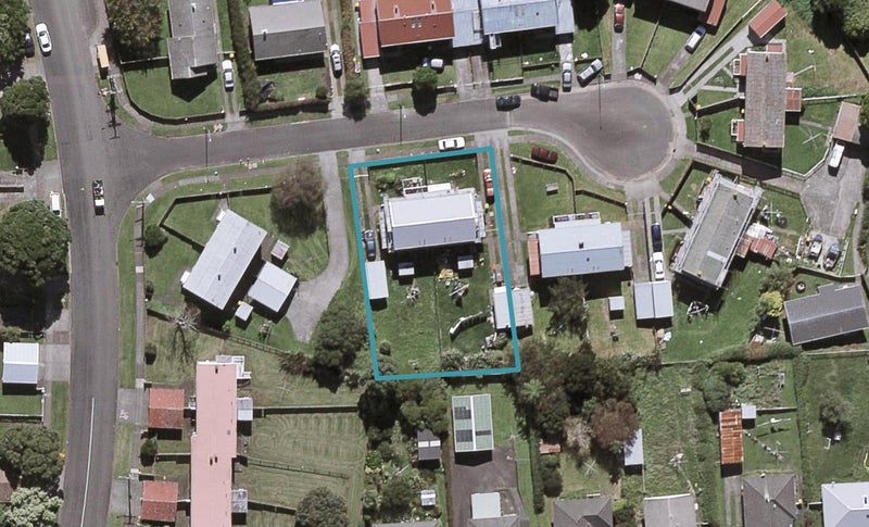 6 Resolution Place, Marfell, New Plymouth - Carousel 1