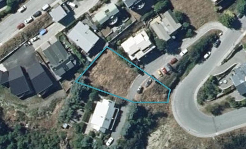 114 Wynyard Crescent, Fernhill, Queenstown - Carousel 1