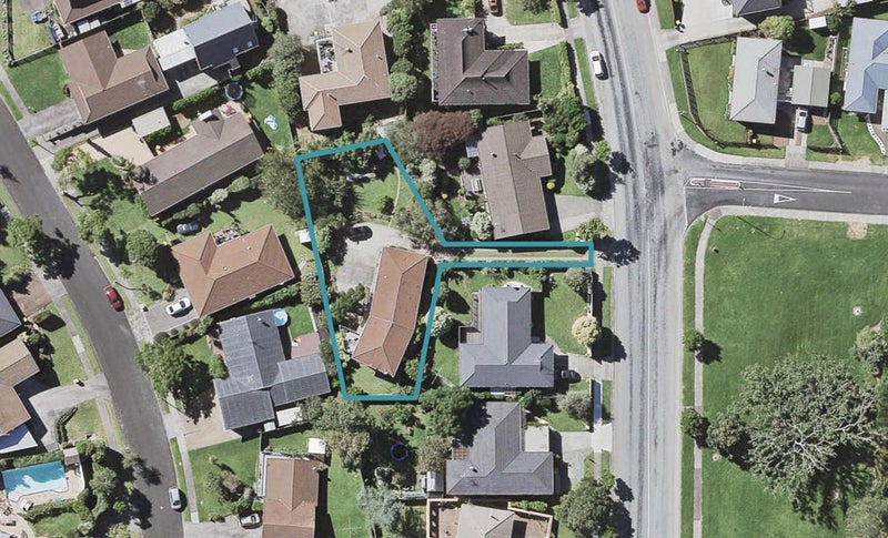 65 Botany Road, Botany Downs, Auckland - Carousel 1