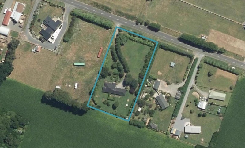 41 Waikawa Beach Road, Manakau, Levin - Carousel 1