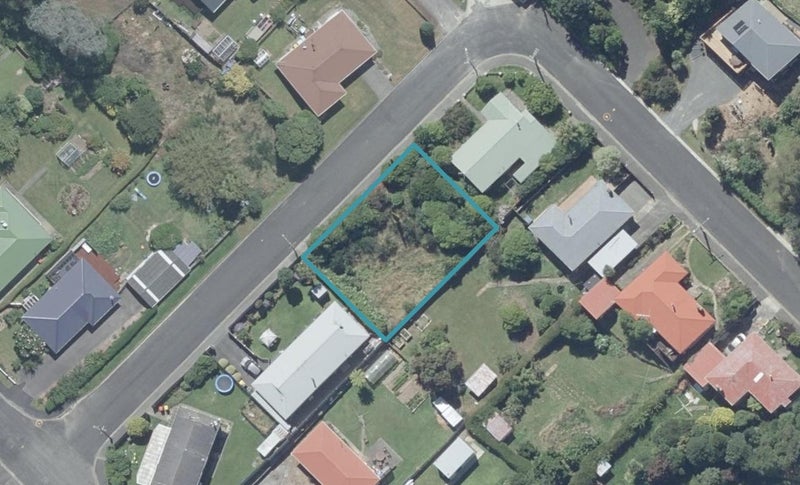 6 Tewsley Street, Sawyers Bay, Dunedin - Carousel 1