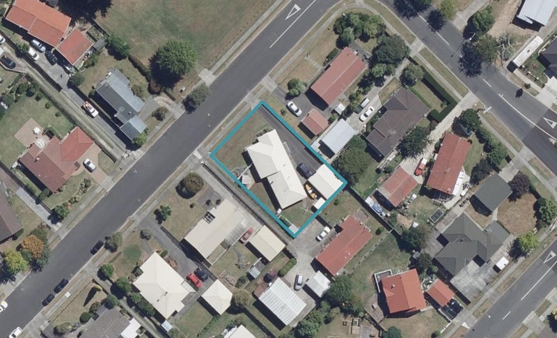 3 Cromwell Drive, Fitzroy, Hamilton - Carousel 1