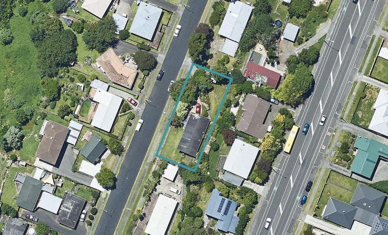 13 Burns Street, Gate Pa, Tauranga - Carousel 1