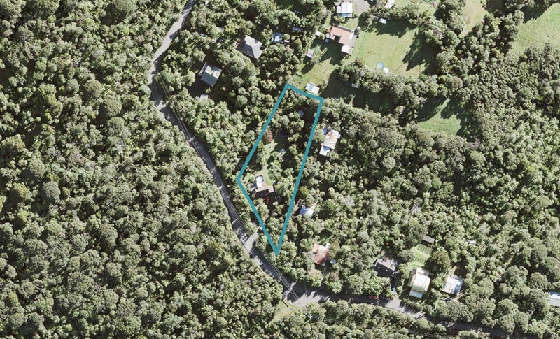 91 Anawhata Road, New Lynn - Carousel 1
