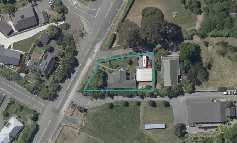 26 Bridle Path Road, Heathcote Valley, Christchurch - Carousel 1