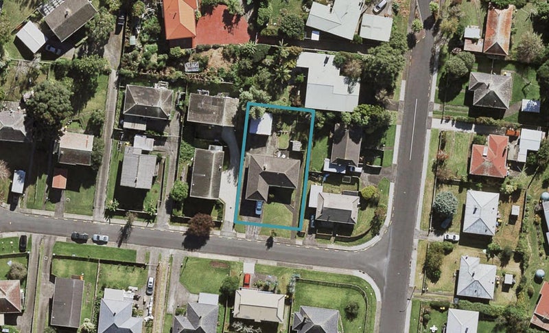 5 Kaka Street, Northcote, Auckland - Carousel 1