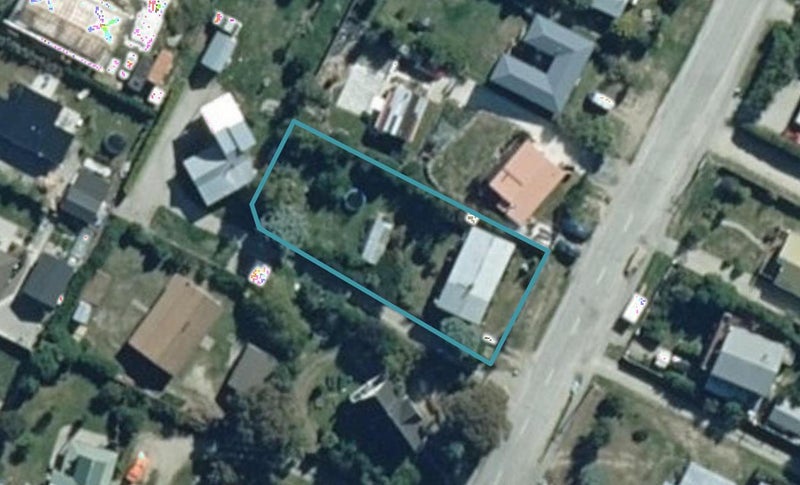 60 Hopkins Street, Luggate, Wānaka - Carousel 1