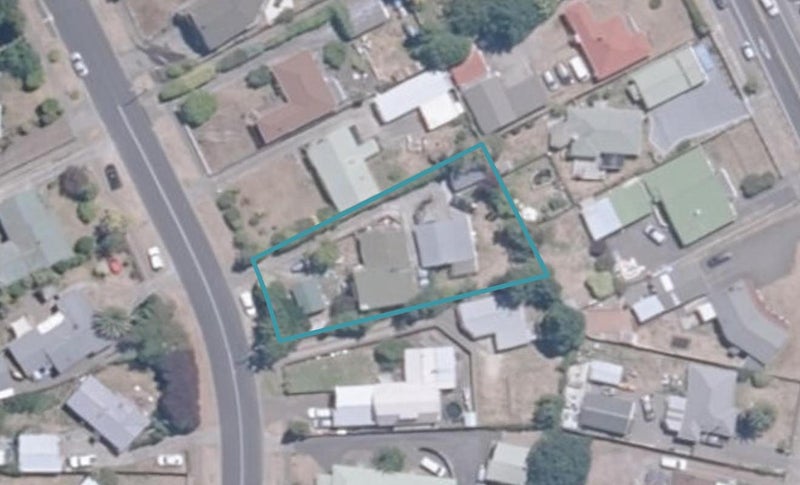 72 Hinemoa Avenue, Taupo, Taupo - Carousel 1