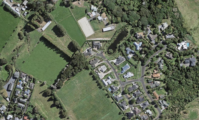 12 Mahoe Glade, Patumahoe, Pukekohe - Carousel 1