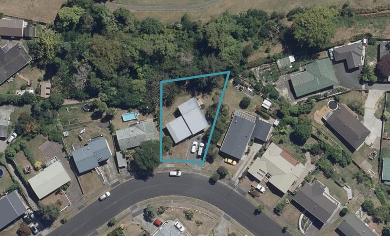 12 Glamis Avenue, Dinsdale, Hamilton - Carousel 1