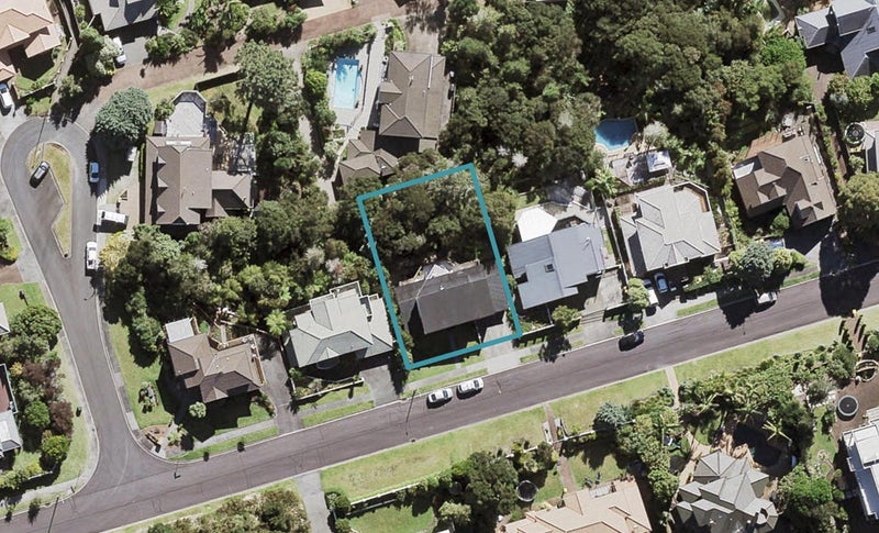118 Onetaunga Road, Chatswood, Auckland - Carousel 1