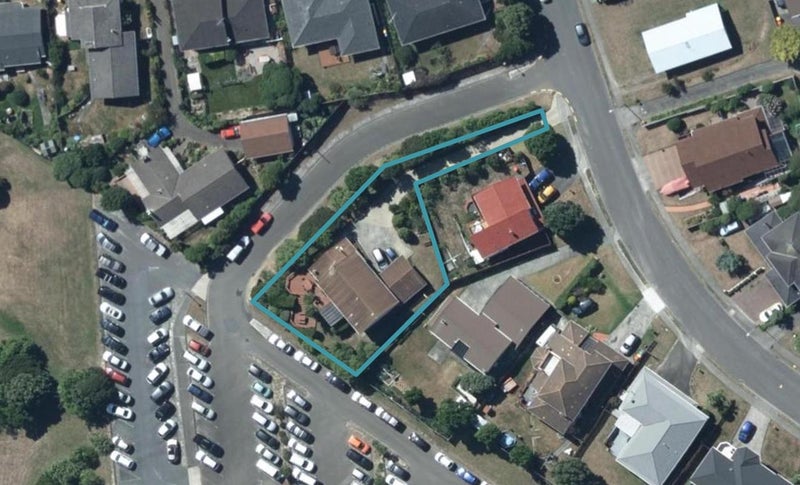 8 Halladale Road, Papakowhai, Porirua - Carousel 1