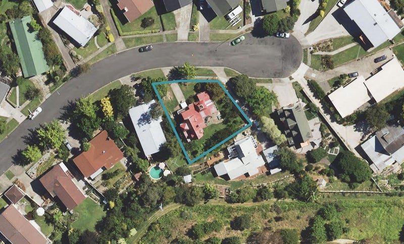 57 Sunvale Crescent, Whataupoko, Gisborne - Carousel 1