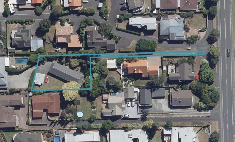 158B Pembroke Street, Hamilton Lake, Hamilton - Carousel 1