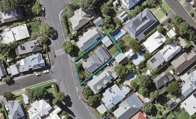 28 Tainui Road, Devonport, Auckland - Carousel 1